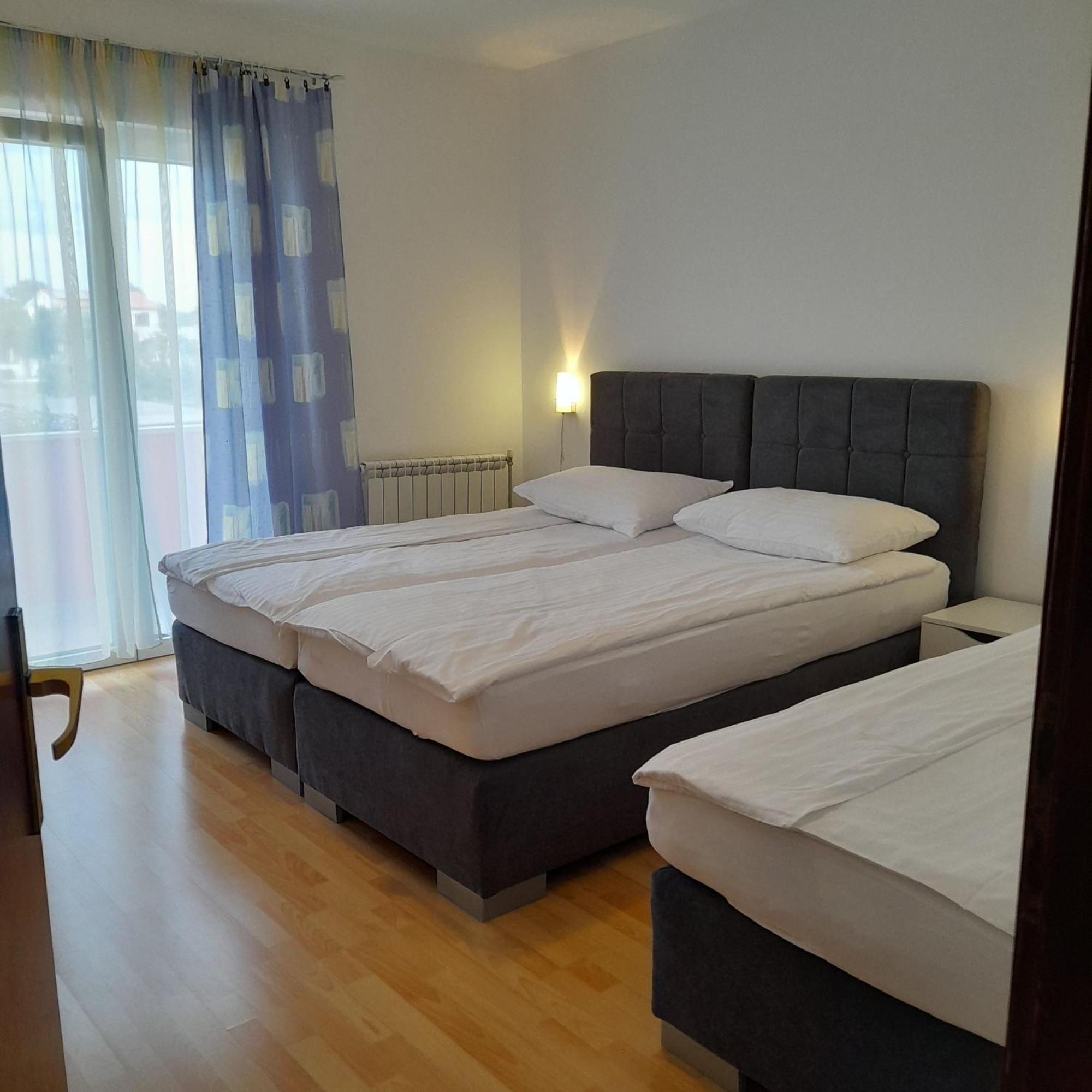 Apartments Dragica Porec Esterno foto