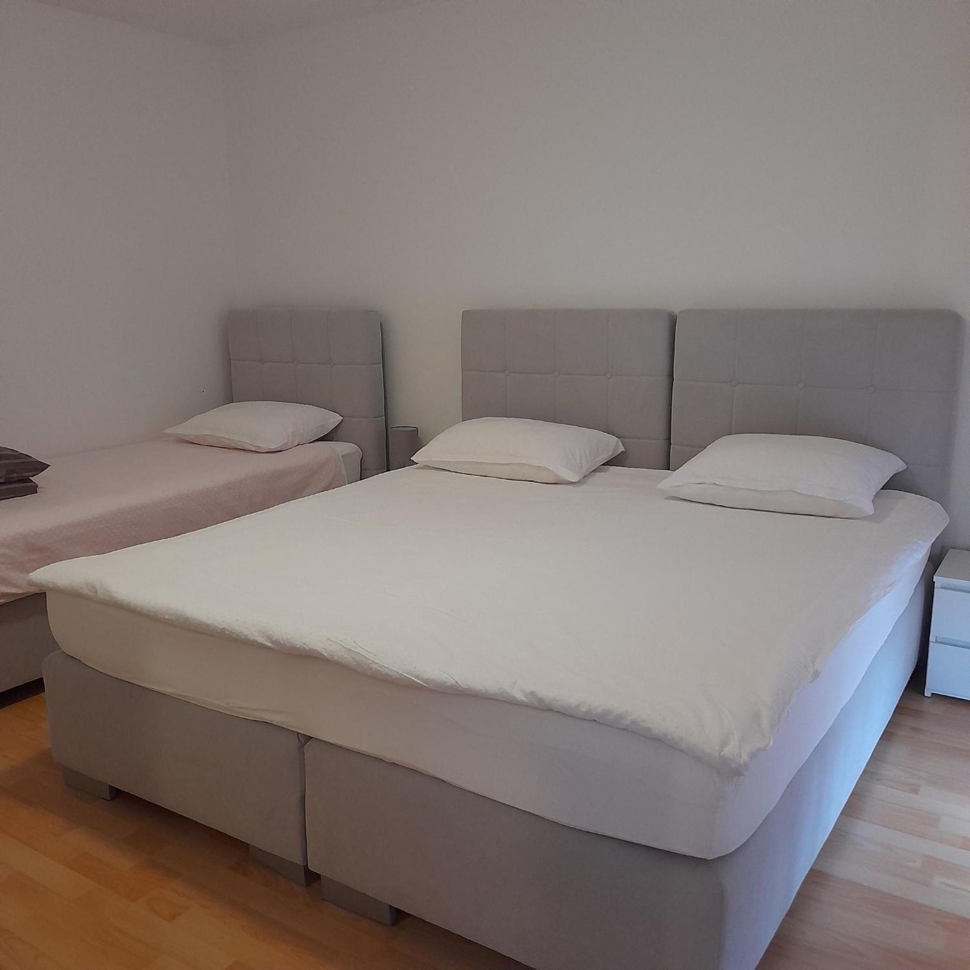 Apartments Dragica Porec Esterno foto